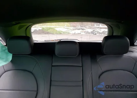 2019 Mercedes-Benz Glc 300 4Matic z USA, uszkodzony, nr VIN WDC0G4KB9KV191483